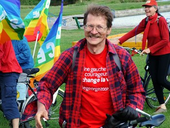 Jaromír Kohlíček als Teilnehmer einer Friedens-Fahrradtour von Bayern nach Brdy