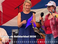 Ines Schwerdtner mit der kubansichen Botschaafterin Juana Martínez